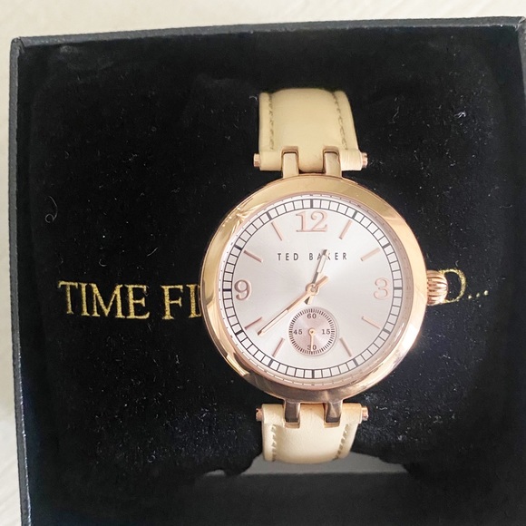 NWOT Ted Baker women’s leather strap gold watch - Picture 5 of 5